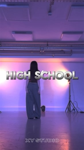 XY STUDIO on Instagram: "📹 「GISELLE CHOREOGRAPHY CLASS」 🧠 @Sigayue | INT/ADV Every Thursday 20:30-22:00 Beginners Every Friday 19:30-21:30 INT/ADV Every Sunday 15:30-17:00 INT Join our open classes! Book via: https://bookwhen.com/xystudio （link in bio) #xystudio #LondonDanceClass #Choreography"