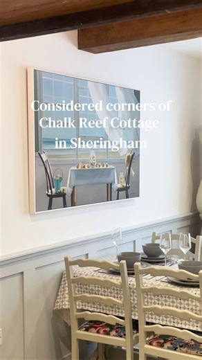Chalk Reef Cottage in Sheringham is the ideal retreat set on the edge of the breathtaking North Norfolk coastline. Comment 🌟 for more information.