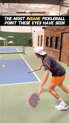 The most INSANE pickleball point these eyes have seen 👀