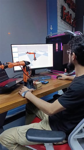 robotics4U 🇹🇳 on Instagram‎: "الروبوت الحقيقي vs التوين في السيمولاتور 🤖🔥 ALVE-X يخدم لايف مع PyBullet. Controlling my ALVE-X robot arm with its digital twin in PyBullet… Real robot + virtual robot =Digital Twin control unlocked. #robotics #robot #ai #tech #engineering #simulation #pybullet #digitaltwin #3dprinting #robotarm #innovation #reels #viral #tunisia #diaindustries #ALVE"‎