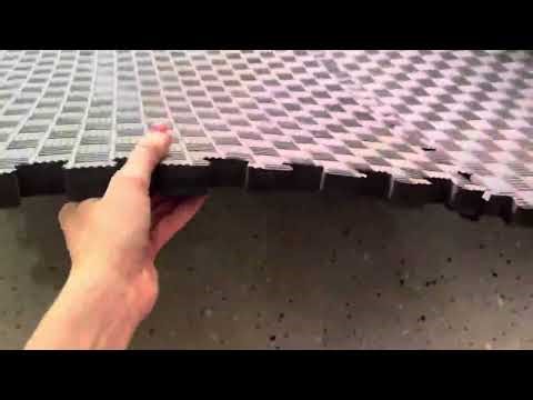 ProsourceFit Puzzle Exercise Mat ½ in, Straight talk mats protect floor but shift around