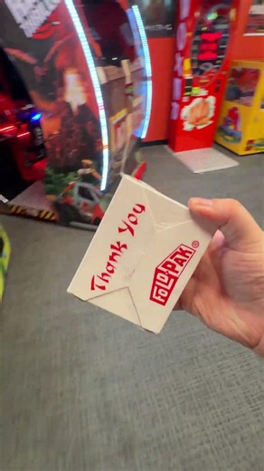 I WON a Mystery Box From The TAKEOUT Claw Machine!