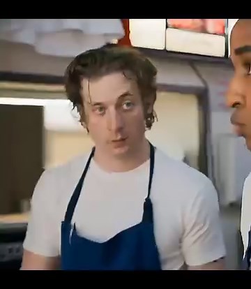 Hello.. Jeremy Allen White #jeremyallenwhite Snapchat: jawfinally Ig: jeremyallenwhitefinally | Jeremy Allen White