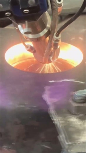 Universal Cladding Machine repairs piston rods, screws,