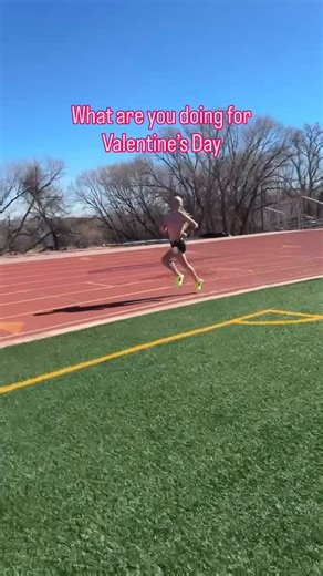 Emma Coburn on Instagram: "Who needs flowers when you can have 8 miles easy with some 150s and hurdles instead? #valentines #valentinesday #trackworkout"
