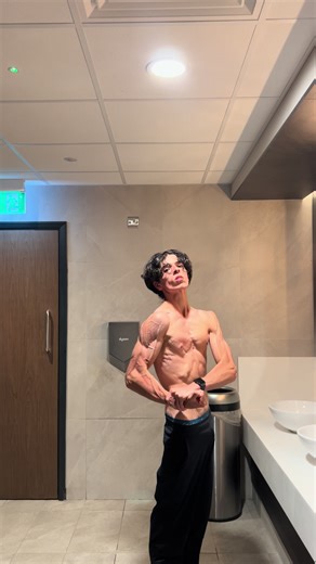 Motivazione in palestra per modelli italiani