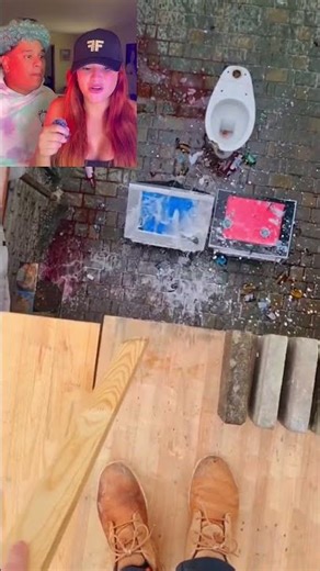 Blue vs red 😱☠️ Is your favorite color blue?