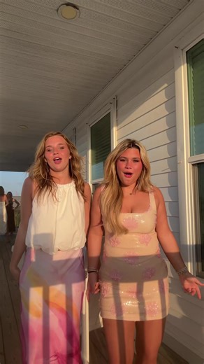 Spring Break Beach Vibes in Destin