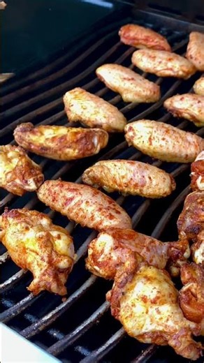 Honey BBQ Buffalo Wings #ChickenWings #BBQ #grillen #food #kochen