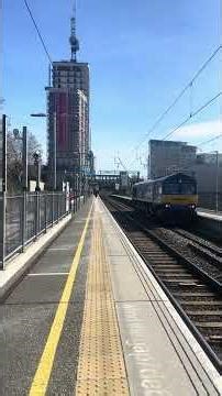 Class 66 passes through west ealing