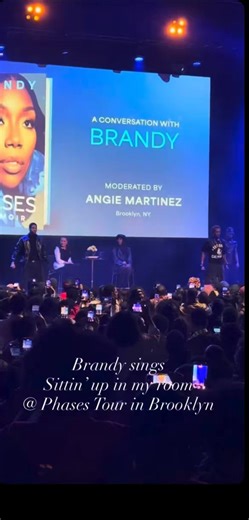 The energy in the building was everything! I can listen to her sing all day. A beautiful night. Brandy Phases Book Tour.