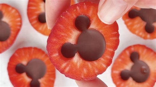 Mickey strawberry bites