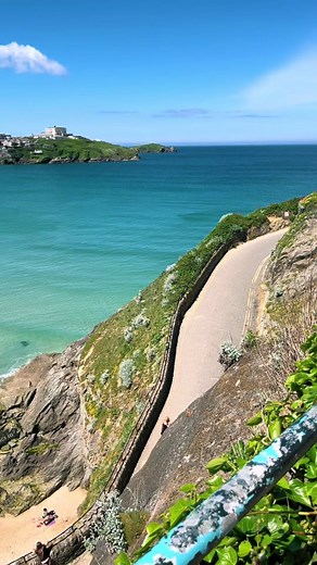 Sun is Shining at Great Western Beach in Newquay, Cornwall