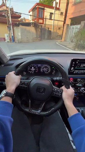 Driving Lessons: Mastering Car Control Techniques