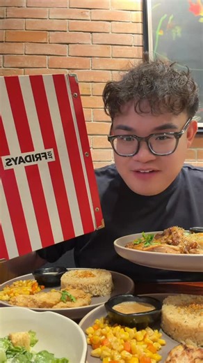 Jaybe on Instagram: "TGI FRIDAYS MUKBANG #foodmukbang #foodreview #tastetest #worththehype #ricemeal"