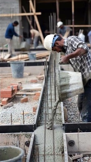 The process of constructing a building foundation using special techniques #shorts