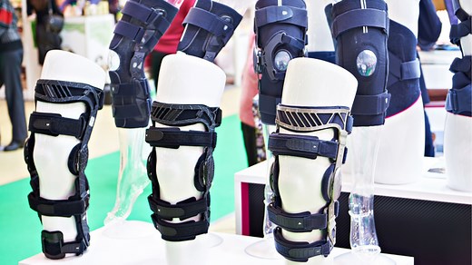 10 Best Knee Braces for Skiing and Snowboarding - The Ski Source