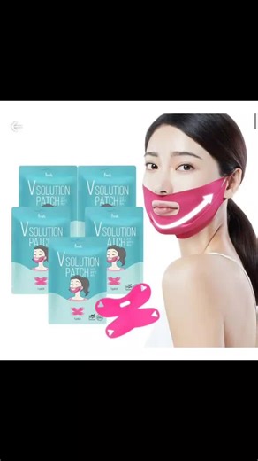 💆‍♀️📣Mặt nạ định hình, thon gọn mặt V-line đã về đến Shop Prreti V-line V-Solution Patch chỉ với 70.000/ miếng 💥Mặt nạ Vline Vsolution patch với thành phần Collagen tươi chất liệu vải sợi collagen cao cấp, vải thoáng khí.Cắt may vừa vặn với dáng khuôn mặt, chống chảy xệ toàn diện, làm săn chắc các đường nét trên khuôn mặt một cách hiệu quả. 💥Mặt nạ Vline Vsolution patch là một dòng mặt nạ nâng cơ, giảm mỡ cằm, nọng cằm và giúp sở hữu đường cằm V-line lý tưởng. 💥Mặt nạ được làm từ sợi vải co