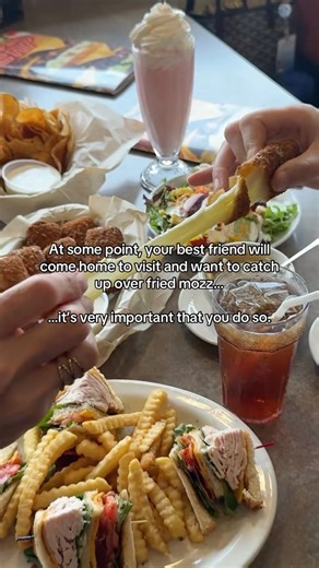 Gossiping about high school tea over fried mozz 🫶 #pittsburgh