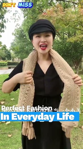 Stylish Shawl Wearing Tutorial 💖 Easy & Elegant Look #Shorts