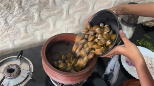 Febin Ahmed on Instagram: "2026 is all about trying new things The seafood of the Malabar coast (Northern Kerala) is a distinct culinary tradition shaped by the region’s long history of maritime trade and its unique “Mappila” (Muslim) influence. Unlike the seafood of Central or Southern Kerala, Malabar cuisine is known for its bold use of spices, specific types of tamarind, and the heavy use of coconut. #spices #malabar #local #cuisine #delicacy"