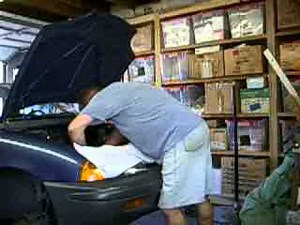 How to take an engine out of a Geo Metro