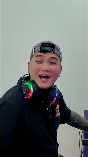 Dịch Video Tiếng Trung Hàng Loạt Bằng AI | Lồng Tiếng AI & Tạo Phụ Đề Tự Động