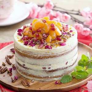 Start Chinese New Year off the right way with this cake that will surprise your guests in the most delicious way! This unique Mandarin Orange Almond Cake is rich in flavour and will delight everyone you serve it to! 🍊 | Panasonic Malaysia