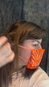 180K views · 89 reactions | Here’s Jill’s quick homemade mask tutorial. All you need is a bandana and 2 rubber bands. | Sherman and Tingle Show | Facebook