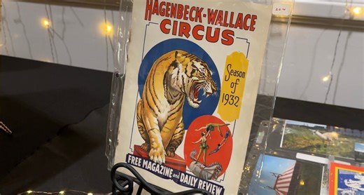 Northeast Ohio man shares decades old circus collection