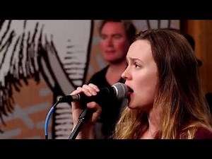 Leighton Meester covers The Cardigans' Lovefool