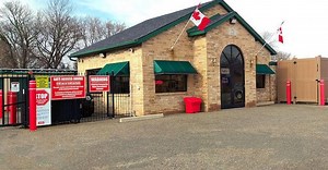 Chatham Storage Units @ 75 Richmond St ✔ 4 Weeks Free