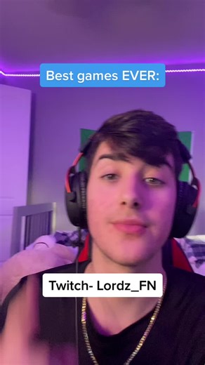 tag someone that still plays fortnite😂🤡 follow my twitch🥰 #fortnitekid #wenegadewaider #lordz