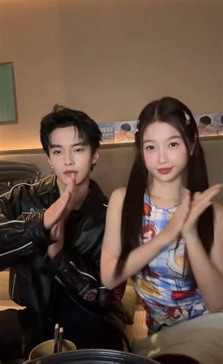 iQIYI 爱奇艺 on Instagram: "Let's dance with Mu Mu and Zhao Zhao💃🏻🕺 #speedandlove #iqiyi #iqiyioriginal #estheryu #yushuxin #heyu #cdrama #mustwatch #爱奇艺 #陆剧 #双轨 #虞书欣 #何与"