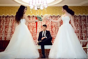 Guide to Writing the Best Lesbian Wedding Vows