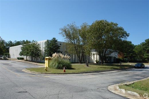 5271 Snapfinger Woods Dr, Decatur, GA 30035 - Specialty for Sale | LoopNet