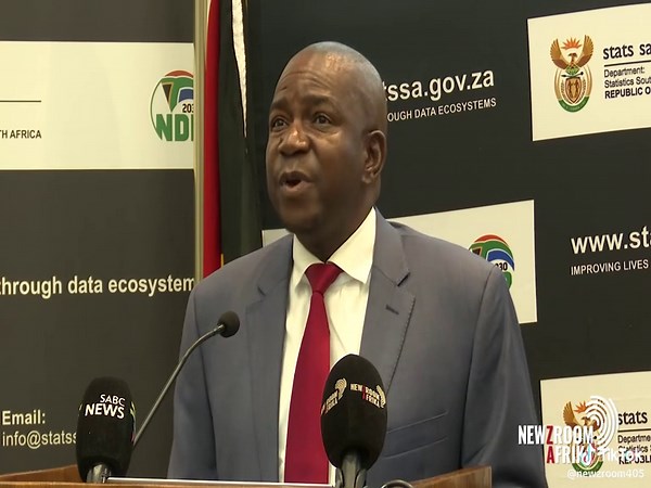 Nigerian televangelist Timothy Omotoso's supporters welcome the news of Home Affairs' failed deportation bid; SA unemployment figures go up in the first quarter of 2025; Kaizer Chiefs confirm coach Nasreddine Nabi stays amid exit rumours. #DailyWrap #13May2025 #Newzroom405
