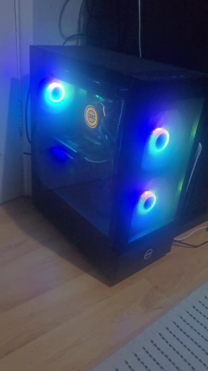 I've now just figured out how to change the colours on my pc I'm a special one