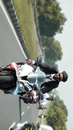 Azar kettavan on Instagram: "BTS📈 @arunrossi_official @___srikanth___justine___ @itz_me_mc_maddy_._ #azarkettavan #s1000rr #zx10r #z800"