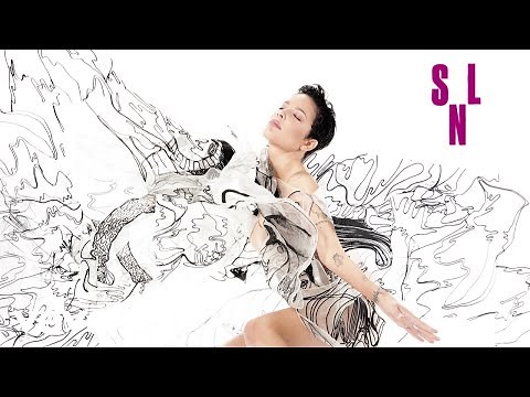 Halsey - Finally // beautiful stranger (Live On SNL)