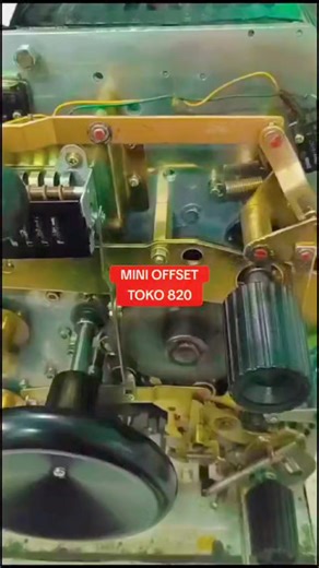 INILAH PENAMPAKAN Mesin Offset TOKO 820 Ready to print . . Spesifikasi: Area cetak maks: 25 x 34 cm Area kertas maks: 29,5 x 37,9 cm Area kertas minimal: 7,5 x 9,5 cm Speed: 1000-3000 sheets/hour . . Cek Harga & Katalog Produk: 👇👇👇 wa.me/c/628567584499 ✅ wa.me/c/628567584499 ✅ wa.me/c/628567584499 ✅ . . #TOKO820 #TOKO810 #minioffset #mesincetak #offsetprinting #mesinpercetakan #percetakan #printing . @pengikut | Mesin Percetakan Indonesia