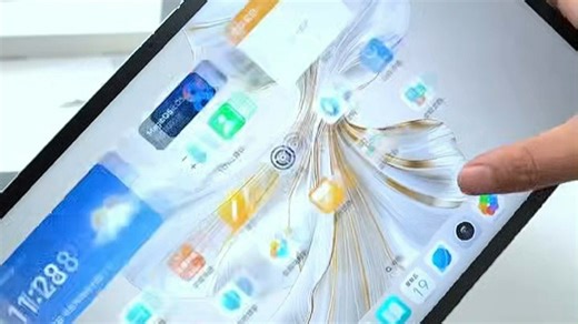 多人团战不卡顿！这Pad玩游戏超流畅，办公学习也给力，续航还长，真香！