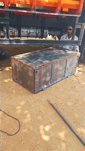 we make eicher tool box it is very strong and looks great and do support and subscribe my channel