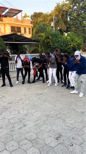 Choppa step ☘️🐍 on Instagram: "Vibe state🇺🇸#stepper #fyp #gang #explorer"