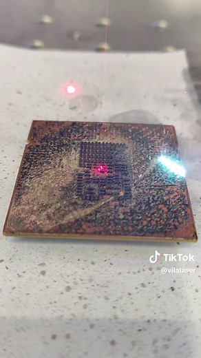 Efficient Laser Cleaning Methods for CPUs