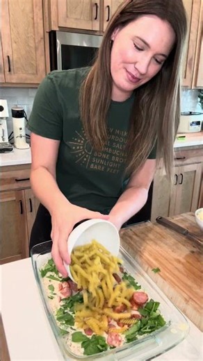 Easy Dinner: Dump and bake lazy Alfredo (recipe in caption)