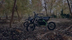 5KW 72V Off Road Electric Dirt Bike With 17/14 and 19/16 Wheels Pit Bike