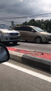 Exsiden dkt trafik light Jelawat jale mujur | INFO Rakyat DALAM Kelantan - irdk