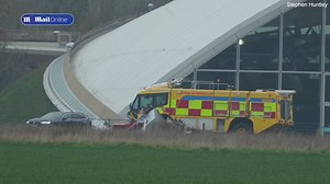 Private plane crashes at Duxford Airfield museum closed