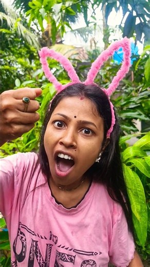 Food ASMR Eating a Gummy Hand and other snacks!